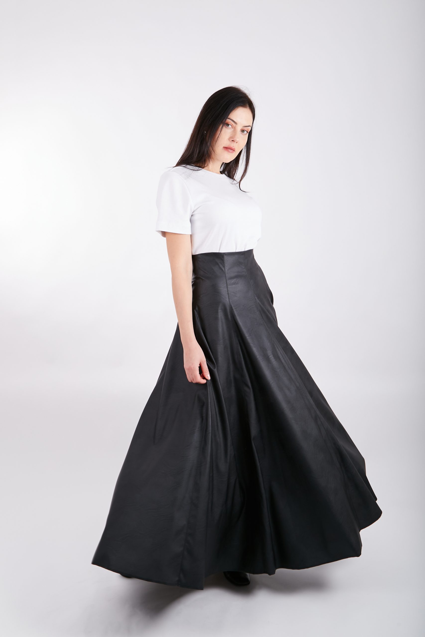 Кожена Пола Bea skirt от Еко Кожа Кожена Пола Bea skirt от Еко Кожа